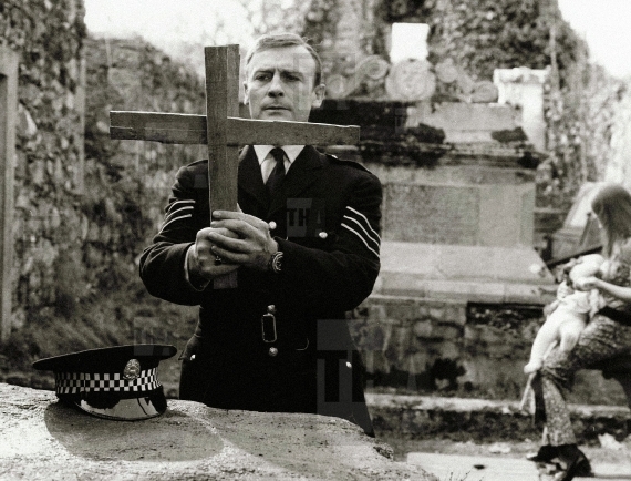 Edward Woodward